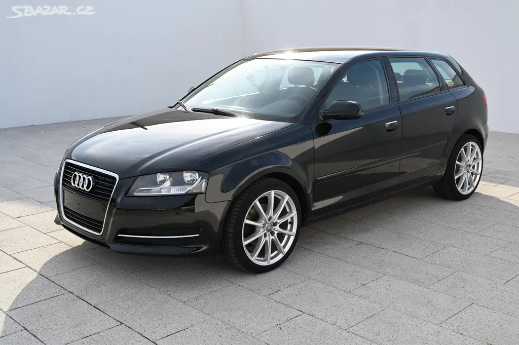 Audi A3, 1.6i 75 KW Sportback 6/2012